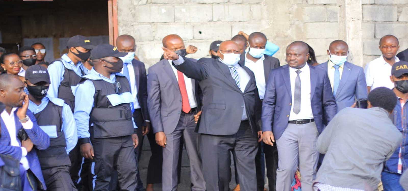 Le ministre l’Enseignement Supérieur et Universitaire, Honorable MUHINDO NZANGI BUTONDO visite le chantier de l’ISTM GOMA au campus de Ndosho